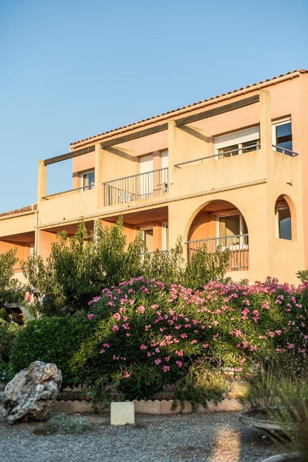Hotel Les Galets サン・フロラン エクステリア 写真
