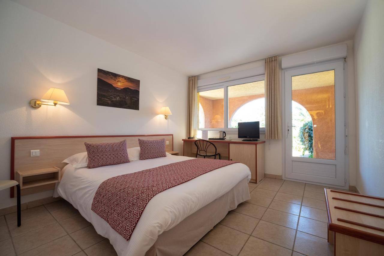 Hotel Les Galets サン・フロラン エクステリア 写真