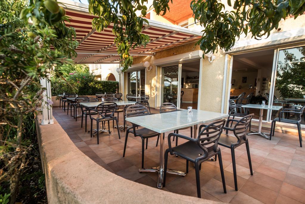 Hotel Les Galets サン・フロラン エクステリア 写真